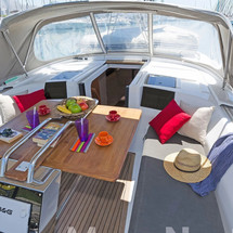 Hanse 385