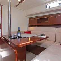 Hanse 385