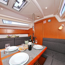 Bavaria 33 Cruiser