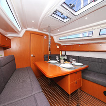 Bavaria 33 Cruiser