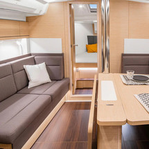 Hanse 418