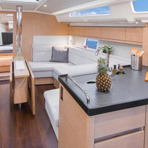 Hanse 418
