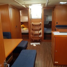Bavaria Cruiser 51