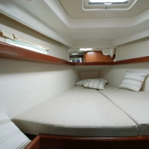 Beneteau Oceanis 40