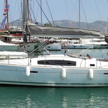 Beneteau Oceanis 40