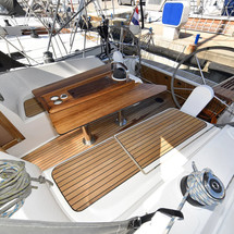 Bavaria 37