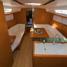 Jeanneau Sun Odyssey 389