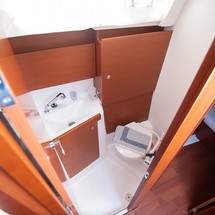 Beneteau Oceanis 38.1