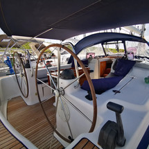 Bavaria 44