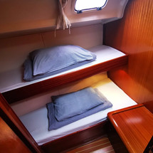 Bavaria 44