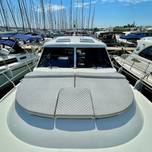 Adriana 36