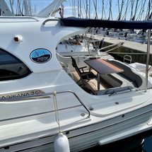 Adriana 36