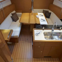 Jeanneau Sun Odyssey 379