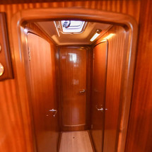 Bavaria 44