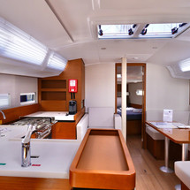 Jeanneau Sun Odyssey 410