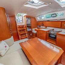 Oceanis 40