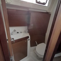 Beneteau Oceanis 38.1