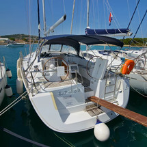 Beneteau Oceanis 43