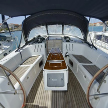 Beneteau Oceanis 43