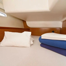 Beneteau Oceanis 43