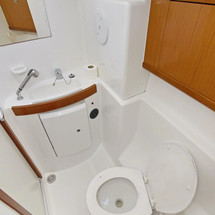 Beneteau Oceanis 43
