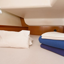 Beneteau Oceanis 43