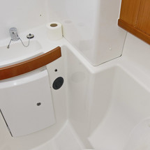 Beneteau Oceanis 43