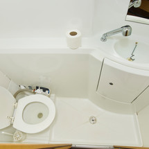Lagoon 380