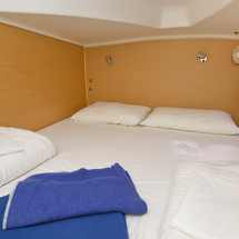 Lagoon 380