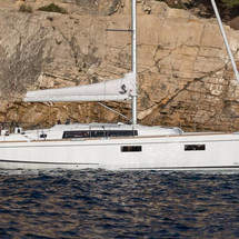 Beneteau Oceanis 38.1