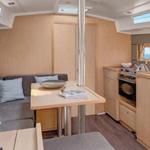 Beneteau Oceanis 38.1