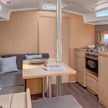 Beneteau Oceanis 38.1