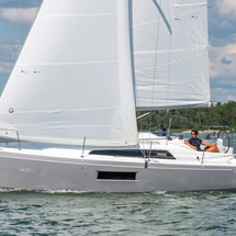 Beneteau Oceanis 30.1