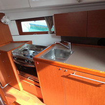 Beneteau Oceanis 35.1