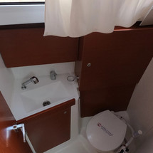 Beneteau Oceanis 35.1