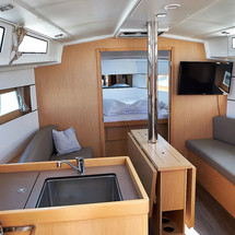 Beneteau Oceanis 38.1