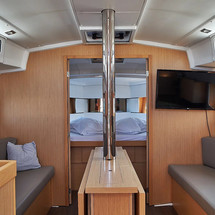 Beneteau Oceanis 38.1