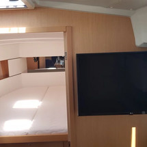 Beneteau Oceanis 38.1