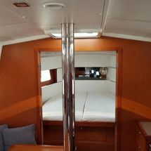 Beneteau Oceanis 38.1