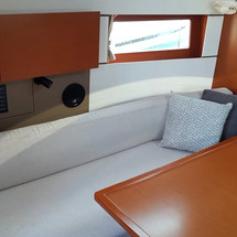 Beneteau Oceanis 38.1