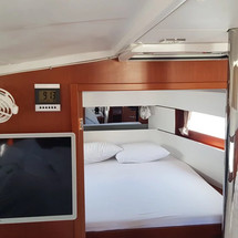 Beneteau Oceanis 38.1