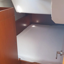 Beneteau Oceanis 38.1