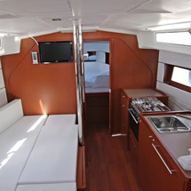 Beneteau Oceanis 38.1