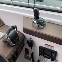 Cruisers Yachts 45 Cantius