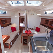 Hanse 345