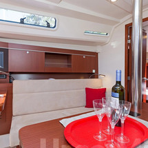 Hanse 345