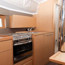 Beneteau Oceanis 38.1