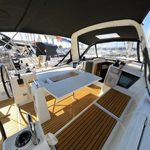 Beneteau Oceanis 38.1