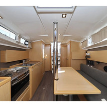 Beneteau Oceanis 38.1