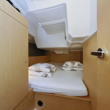 Beneteau Oceanis 38.1